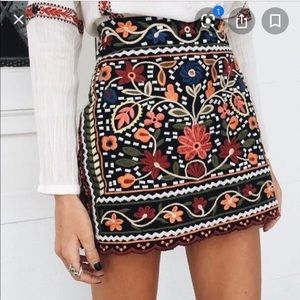 Zara floral embroidered mini skirt